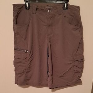 Merrell Brown Hiking Cargo Shorts.   Size 36